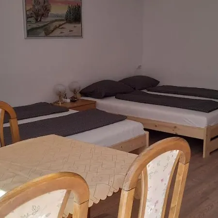 Apartment Lelle Lelke Apartmanhaz Balatonlelle